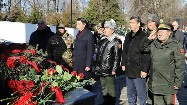 Митинг-реквием, посвящённый 37-й годовщине вывода советских войск из Афганистана - Sputnik Кыргызстан
