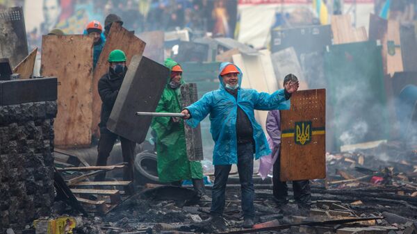 Адамдын өмүрүн аябаган бийлик азгырыгы 12 жыл мурда Майданда кан төктүргөн  - Sputnik Кыргызстан