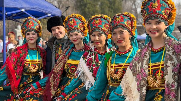 Как в Бишкеке отметили Масленицу — видео и фото гуляний