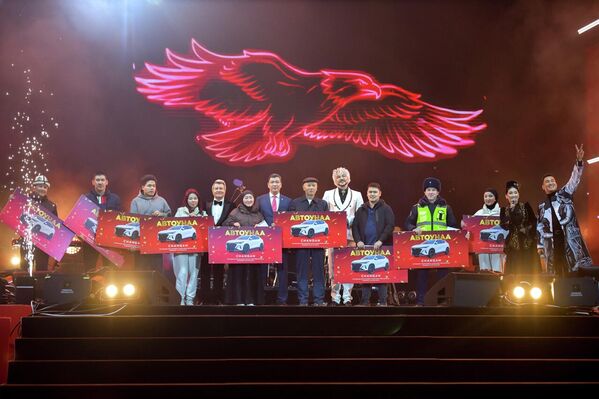 Победителей розыгрыша поздравил певец Филипп Киркоров  - Sputnik Кыргызстан