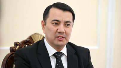 Встреча спикера ЖК Марлена Маматалиева с послом России Сергеем Вакуновым