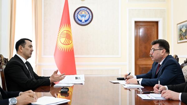 ЖК төрагасы Марлен Маматалиевдин РФ элчиси Сергей Вакунов менен жолугушуусу - Sputnik Кыргызстан