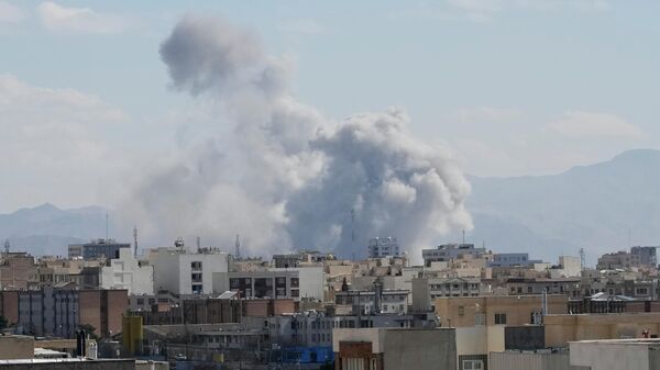 Израил менен АКШнын Иранга чабуулу - Sputnik Кыргызстан