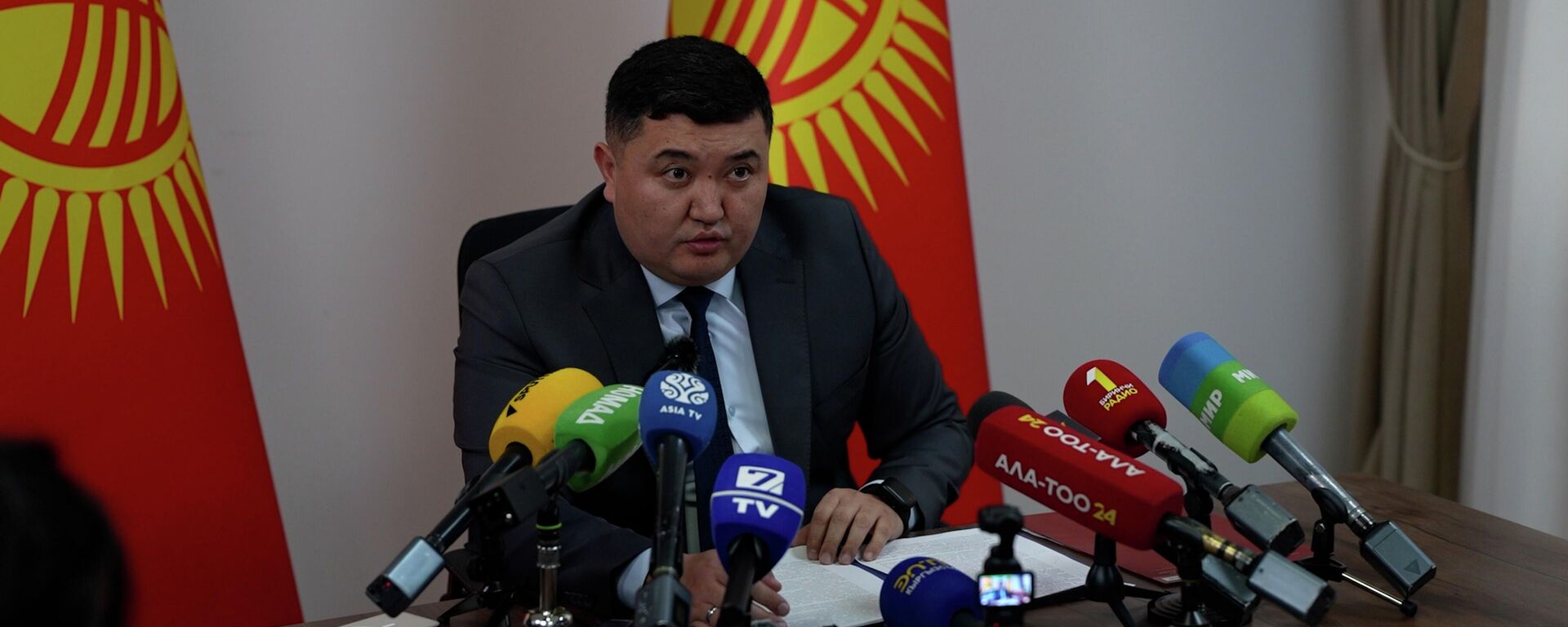  Директор Консульского департамента МИД КР Сейтек Жумакадыр уулу - Sputnik Кыргызстан, 1920, 02.03.2026