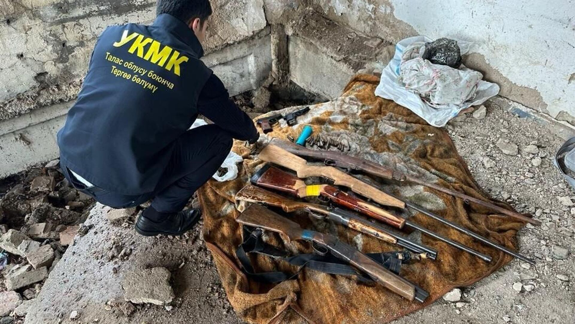 Схрон в Таласе - Sputnik Кыргызстан, 1920, 03.03.2026