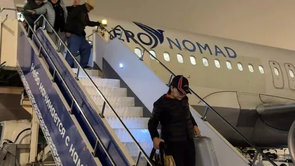 Эвакуационный рейс из Омана - Sputnik Кыргызстан