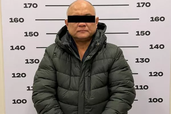 Республикалык кан борборунун мурдагы директору коррупцияга шектелип кармалды - Sputnik Кыргызстан