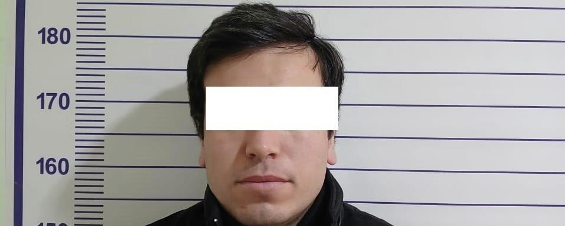 Авиабилет алып берем деп элди алдап кетүүгө шектелген жарандын кармалышы - Sputnik Кыргызстан, 1920, 12.03.2026