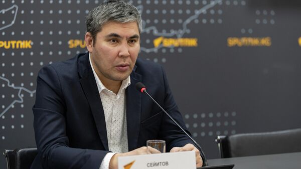 Первый замминистра экономики и коммерции КР Чоро Сейитов - Sputnik Кыргызстан