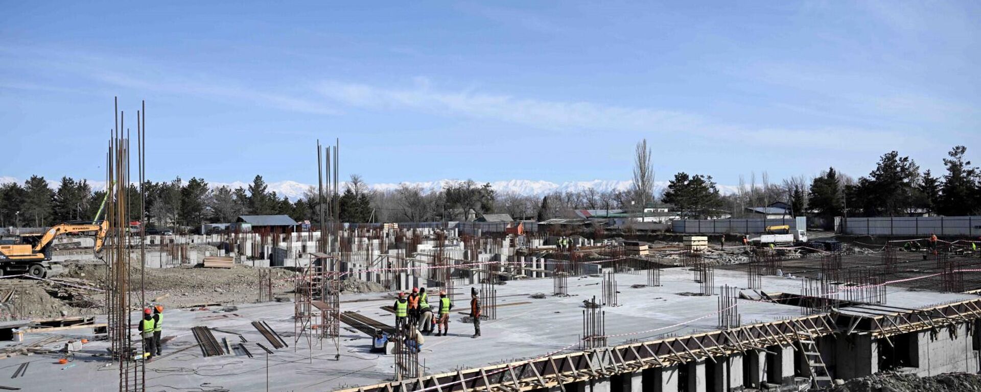 В Караколе дан старт строительству медцентра за 150 млн долларов - Sputnik Кыргызстан, 1920, 13.03.2026