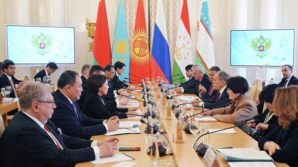 Первая Министерская конференция Международной организации по русскому языку в Москве - Sputnik Кыргызстан