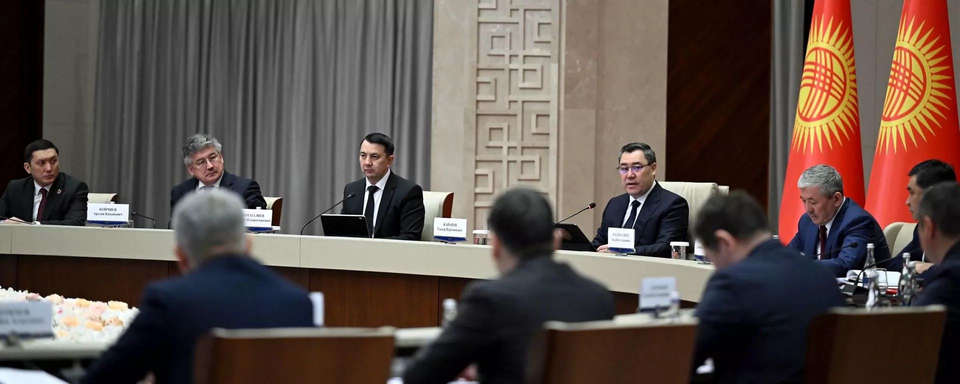Рабочее совещание президента КР с членами Совбеза - Sputnik Кыргызстан, 1920, 19.03.2026