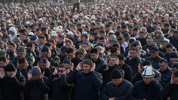 Эски аянттагы айт намаз - Sputnik Кыргызстан