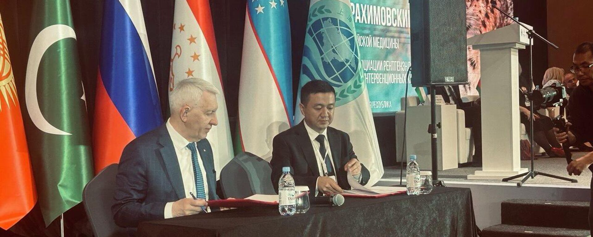 Конференция Альянса больниц ШОС - Sputnik Кыргызстан, 1920, 26.03.2026