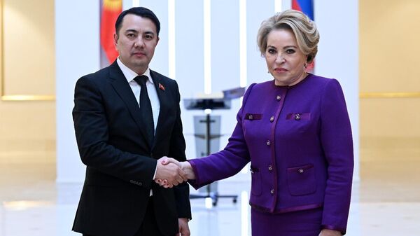 Встреча Марлена Маматалиева и Валентины Матвиенко в Москве - Sputnik Кыргызстан