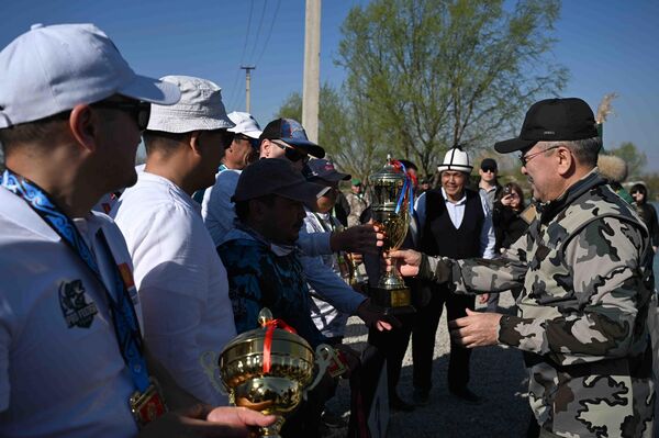 Международный турнир по спортивной рыбалке в дисциплине "фидер" под названием "Открытие сезона рыбалки" прошел 28-29 марта Международный турнир по спортивной рыбалке в дисциплине "фидер" под названием "Открытие сезона рыбалки" прошел 28-29 марта - Sputnik Кыргызстан