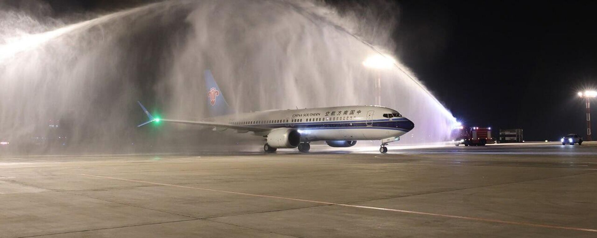 Первый рейс Гуанчжоу — Бишкек - Sputnik Кыргызстан, 1920, 30.03.2026