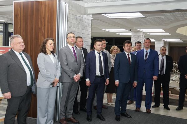 Визит делегации из Тамбовской области в КРСУ - Sputnik Кыргызстан