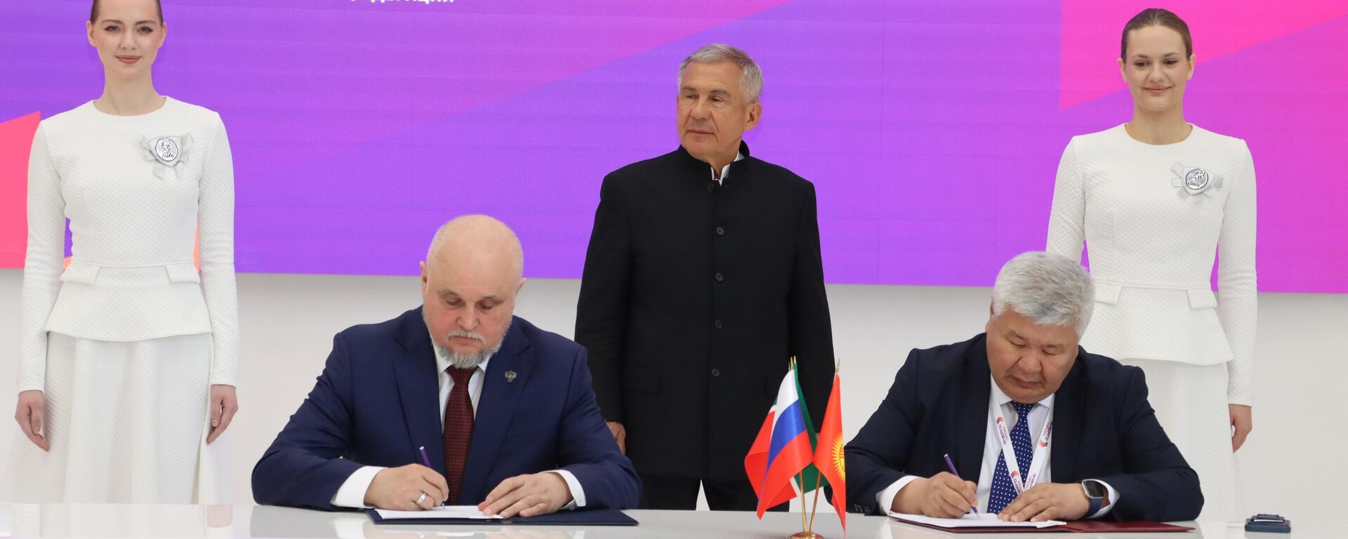 Подписание соглашения о сотрудничестве в сфере энергетики - Sputnik Кыргызстан, 1920, 05.04.2026
