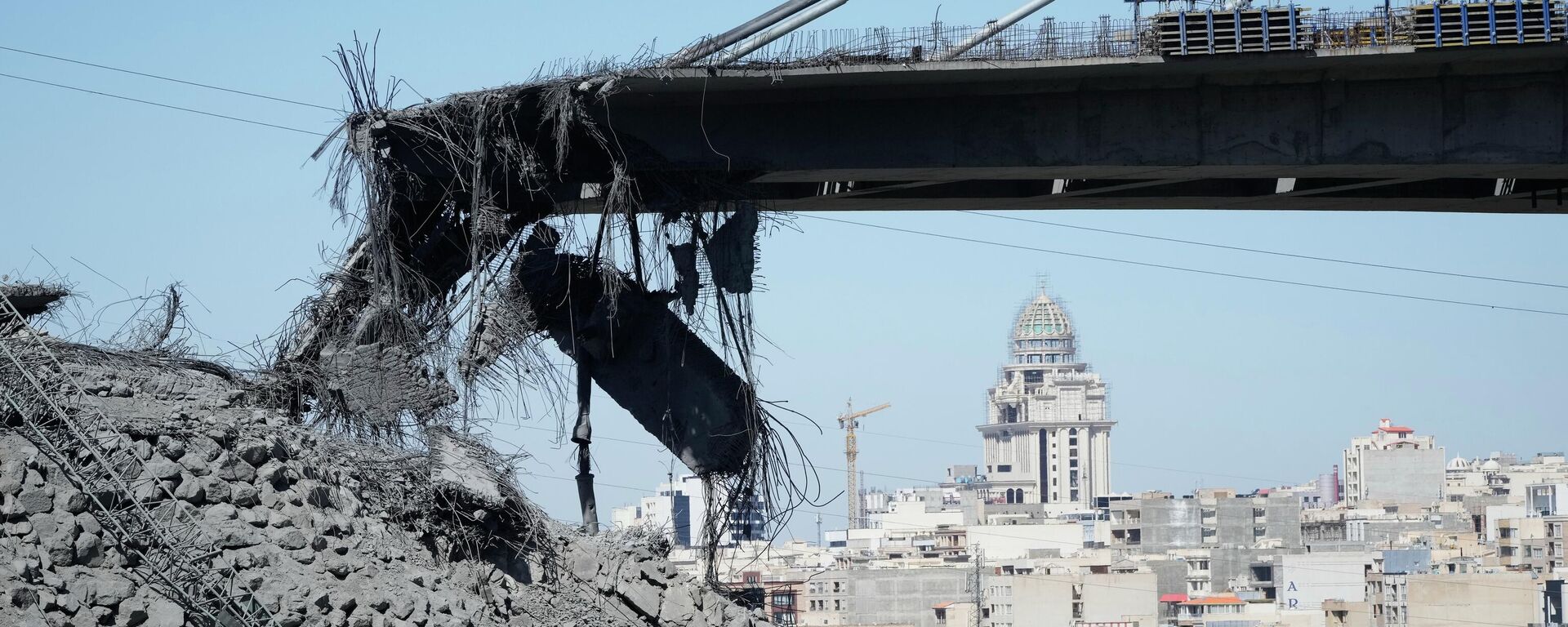 АКШ менен Израилдин чабуулунан талкаланган көпүрө - Sputnik Кыргызстан, 1920, 06.04.2026