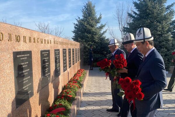 Памятное мероприятие в Ата-Бейите - Sputnik Кыргызстан