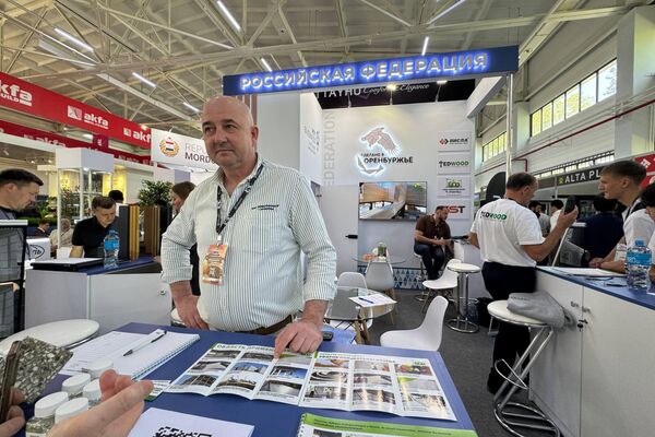 Россиядан да бир топ компаниялар келип, продукцияларын сунуштоодо - Sputnik Кыргызстан