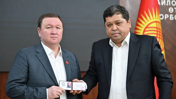 Мирлан Жеенчороев стал депутатом Жогорку Кенеша - Sputnik Кыргызстан