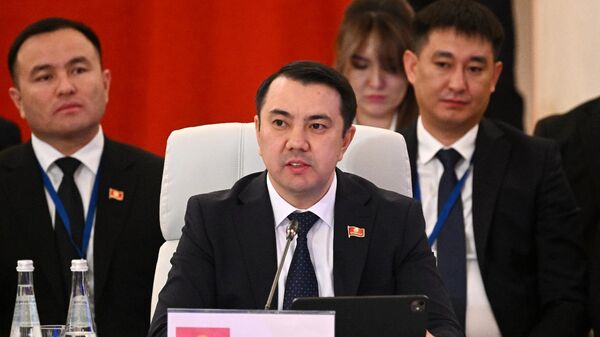 Торага Жогорку Кенеша Марлен Маматалиев на заседании Совета Парламентской ассамблеи ОДКБ в Москве - Sputnik Кыргызстан