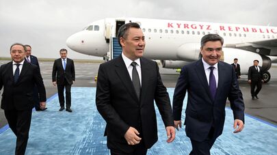 Президент Кыргызской Республики Садыр Жапаров сегодня, 21 апреля, прибыл с рабочим визитом в Республику Казахстан