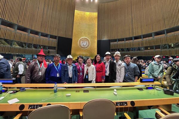 иш-чара Борбордук жана Ички Азиядагы кийиз маданиятынан тартып Чыгыш Африкадагы мал чарбачылык салттарына чейинки көркөм практикаларды бириктирет - Sputnik Кыргызстан