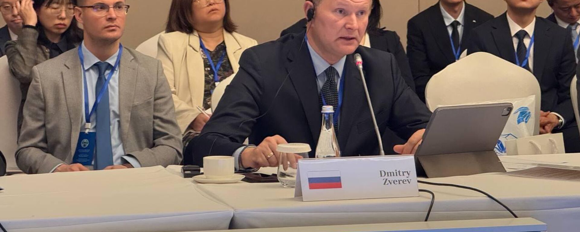 Россиянын транспорт министринин орун басары Дмитрий Зверев  - Sputnik Кыргызстан, 1920, 23.04.2026