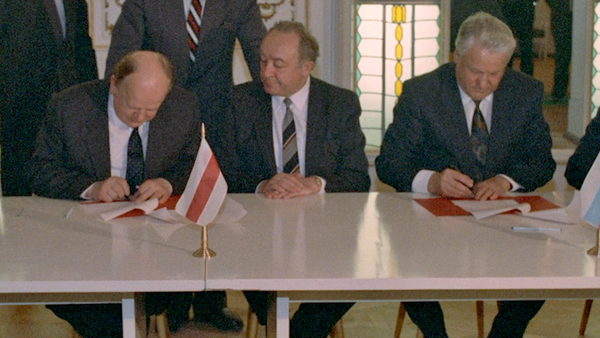  Республикалар СССРди сактай албай калышкан. Тарыхый видео - Sputnik Кыргызстан