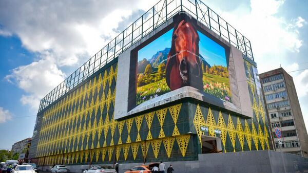 Бишкек шаарында 245 унаага ылайыкталган көп кабаттуу унаа токтотуучу жай пайдаланууга берилди - Sputnik Кыргызстан