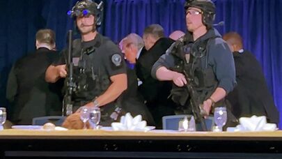 
На приеме с участием Трампа произошла стрельба, президента США эвакуировали 
