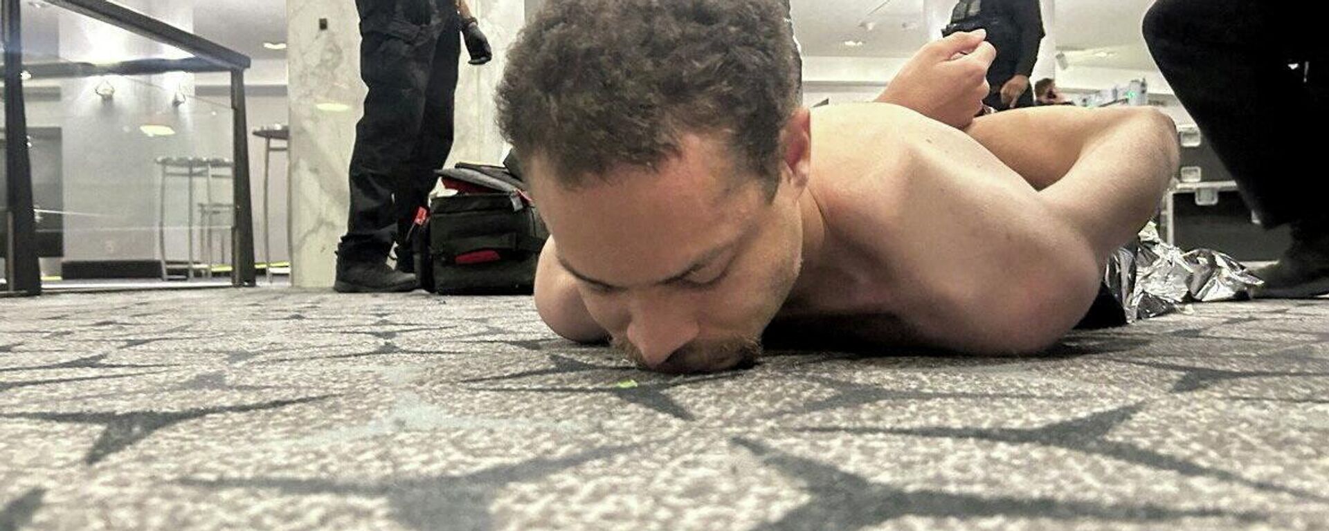 Задержание Коула Аллена - Sputnik Кыргызстан, 1920, 27.04.2026