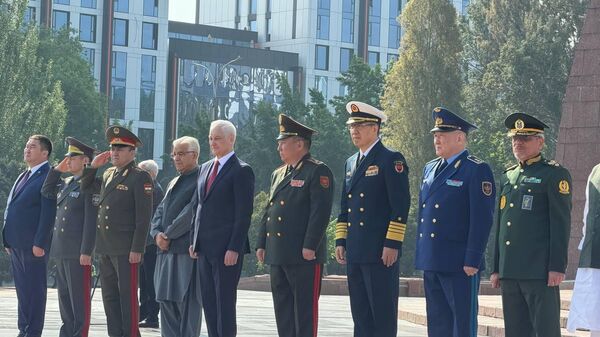 ШКУ өлкөлөрүнүн коргоо министрлери - Sputnik Кыргызстан