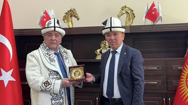 Талас и турецкий город Гёреме стали городами-побратимами - Sputnik Кыргызстан