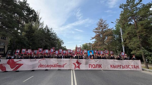 Шествие Бессмертного полка в Бишкеке - Sputnik Кыргызстан