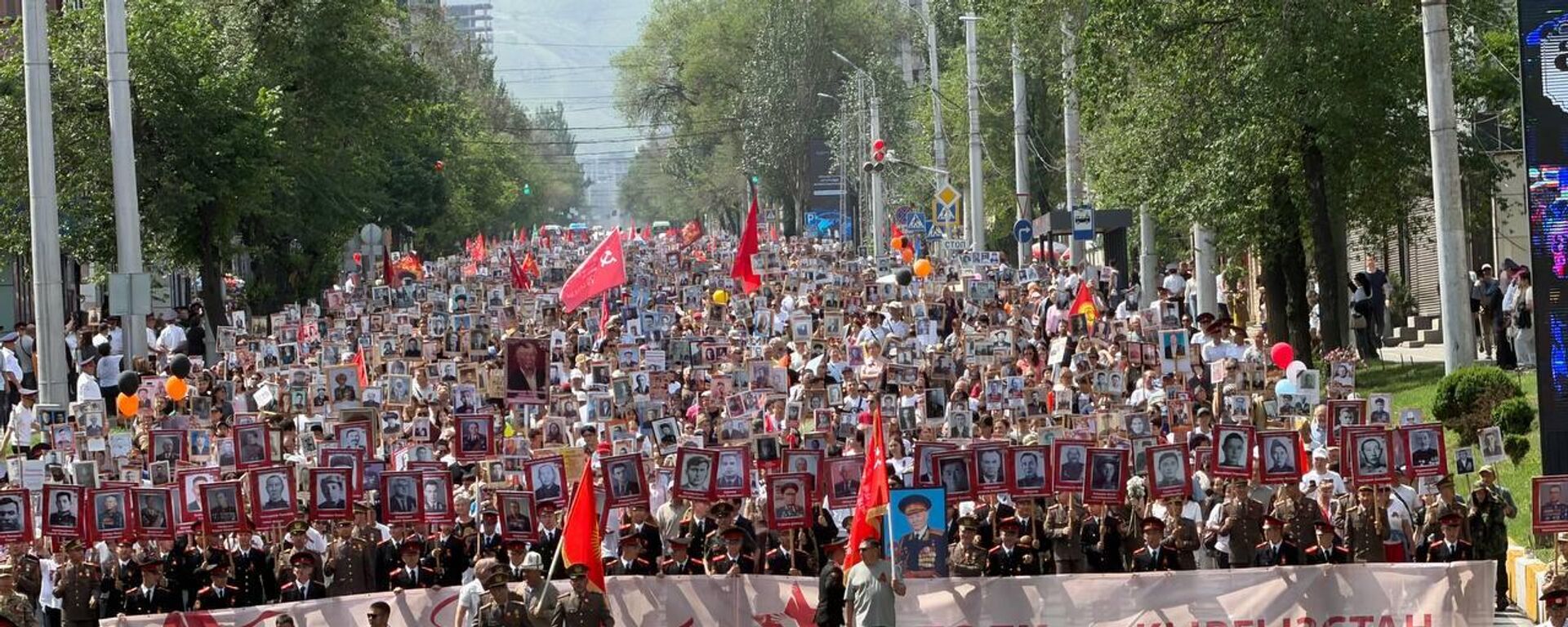 Бишкектеги Өчпөс полк жүрүшү - Sputnik Кыргызстан, 1920, 09.05.2026