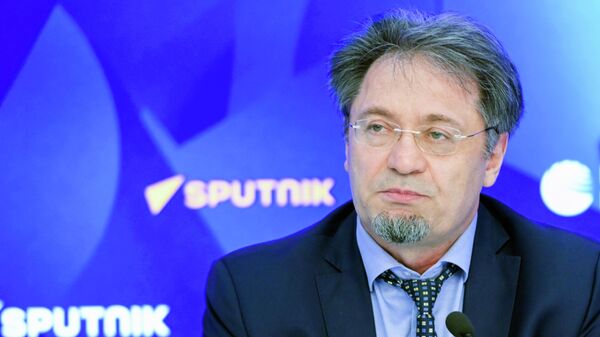 Директор Института востоковедения РАН Аликбер Аликберов - Sputnik Кыргызстан
