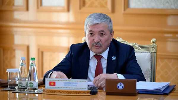 Адылбек Касымалиев выступил на очередном заседании Совета глав правительств СНГ в Туркменистане - Sputnik Кыргызстан