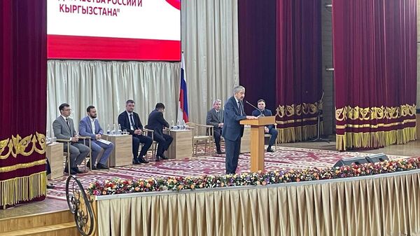 Президенттин кеңешчиси Медет Букуев илимий форумда  - Sputnik Кыргызстан