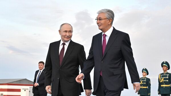 Государственный визит Владимира Путина в Казахстан - Sputnik Кыргызстан