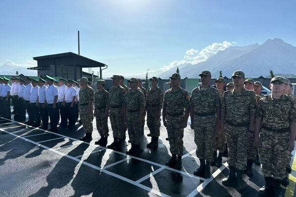 Военнослужащие &quot;Согмента&quot; будут охранять свыше 12 километров кыргызско-узбекской границы - Sputnik Кыргызстан