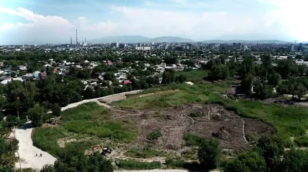 Восстановление Пионерского озера к купальному сезону Восстановление Пионерского озера к купальному сезону - Sputnik Кыргызстан