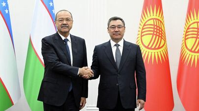 Президент Садыр Жапаров принял премьер-министра Узбекистана Абдуллу Арипова в Чолпон-Ате