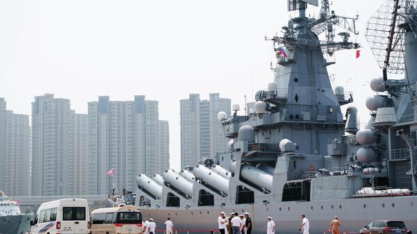 Российские корабли на военной базе в Циндао - Sputnik Кыргызстан