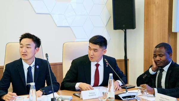 Кыргызстанец впервые вошел в международный молодежный совет при Росатоме - Sputnik Кыргызстан