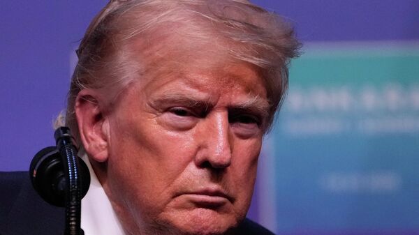 Президент США Дональд Трамп на саммите НАТО в Анкаре - Sputnik Кыргызстан