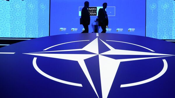 НАТО логотиби - Sputnik Кыргызстан
